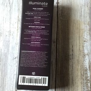 Younique Makeup - Younique illuminate facial cleanser for oily skin Younique Makeup - Younique illuminate facial cleanser for oily skin